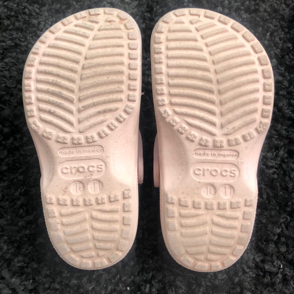 Crocs size 10/11
